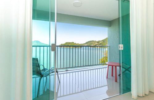 Venha curtir essa maravilha! Frente para o mar! - Foto 6