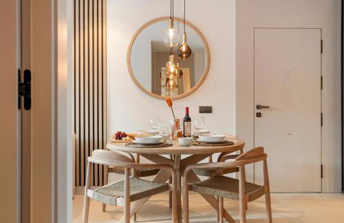 Stylish 2BR in Estepona, Walk to Beach & Old Town - Photo 25