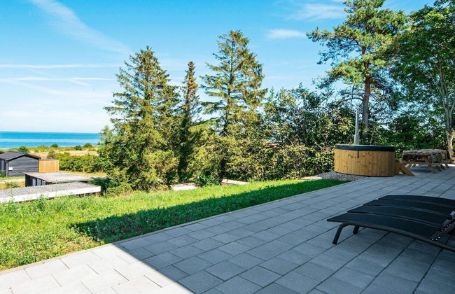 10 Person Holiday Home in Allingabro - Photo 35