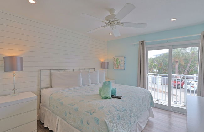 Siesta Key Island Rentals - Photo 67