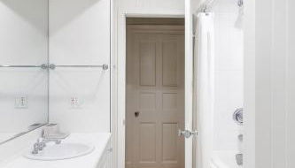 Luxury 7-Bedroom Villa with Pool in Glen Head - Foto 5