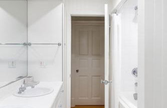 Luxury 7-Bedroom Villa with Pool in Glen Head - Foto 5