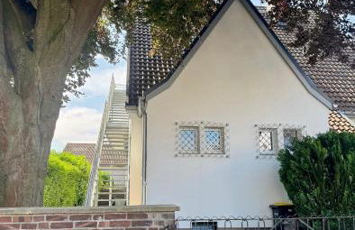 Dachgeschosswohnung Benther Berg, Contactless Check-in, free parking, Vollsaniert und Renoviert 2025 - Foto 23