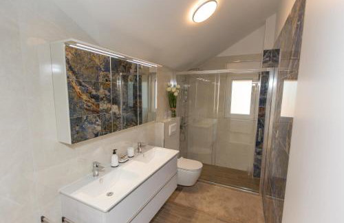 Casa Lidia - Modern & Spacious & Few Steps to Beach & Breathtaking View - Photo 12