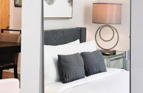 Spacious 3B2B Downtown Apt, Kitchen and Laundry, Walk to PPAC & Convention Center - Foto 15