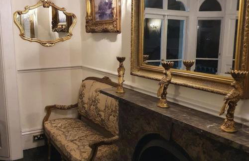 Historic Manor House - Sleeps 16 - Pool & Hot Tub - Foto 104