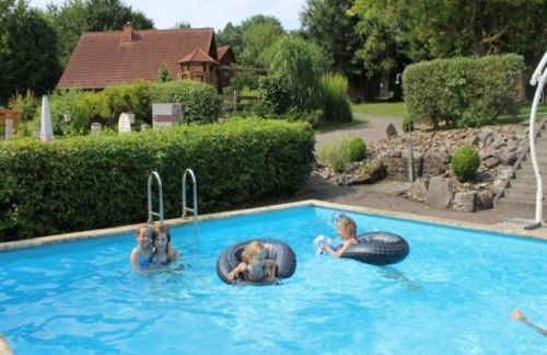 Holiday Home in Germany with Garden Terrace - Foto 16