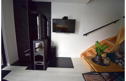 Biała chatka w Krzaczastym Zakątku - Foto 3