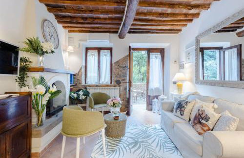 Rio delle Fate, a Fairytale Home along the Stream in Vorno, Lucca - Photo 30