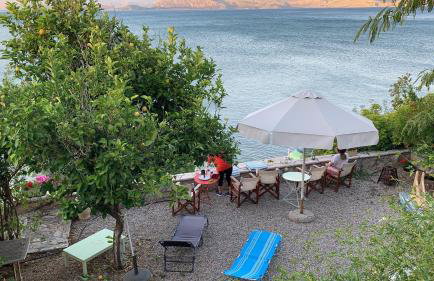 KIVERI 1876 traditional seafront cottage - Photo 35