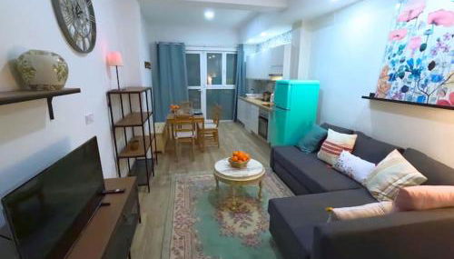 Amplio y colorido piso - Foto 2