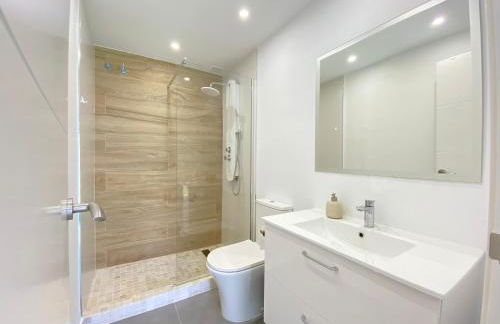 Townhouse w/sea view & garden - Photo 9