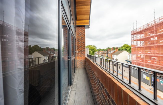 Stunning 2-bed Apartment in Camberley - Foto 24