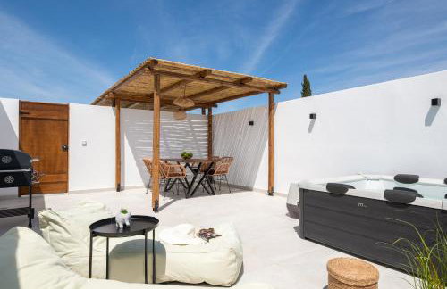 Onar Luxury Suites - Jacuzzi Terrace - Foto 30