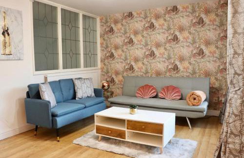 Lovely staycation with family FREE Parking & WiFi - Foto 1