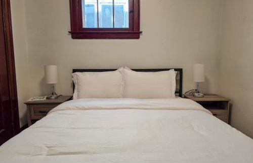 Cute 2 Bedroom Apartment 7 minutes from the falls! - Foto 1