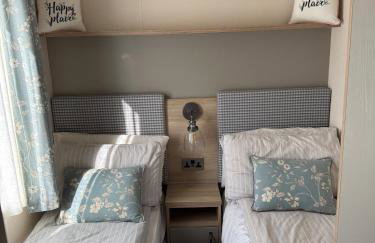 Exquisite Lake lodge in Hoburne Holiday Resort - Valentino Rose Lodge - Foto 68