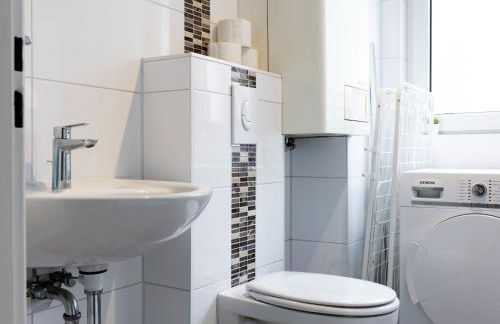 BudgetRoom 3 SZ Balkonwohnung für Teams - Foto 7