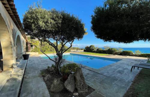 La Roche Bleue - Villa de charme avec vue exceptionnelle bord de mer piscine privée jardin et terrasse - Foto 11