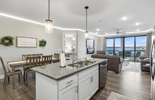 Topsider Condo w/ Updated Design & Amazing Main Channel Views - Foto 12