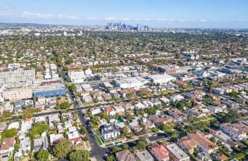 Modern 5 Bed with Guest House & Pool West Hollywood - Foto 17