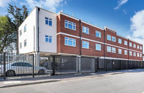 St Martins 2 Bedroom Apartments in Ruislip By 360 Stays - Foto 63