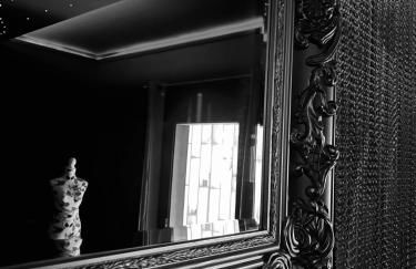 Suite Love Room Les Secrets d'Eden Rose- escapade romantique à 2 - Foto 5