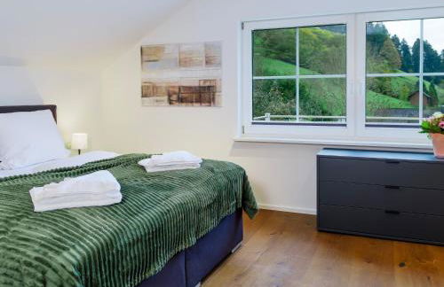 Waldklang Refugium Schwarzwald - eingezäunt - Außen-Sauna - Tischkicker - Billard - Foto 18