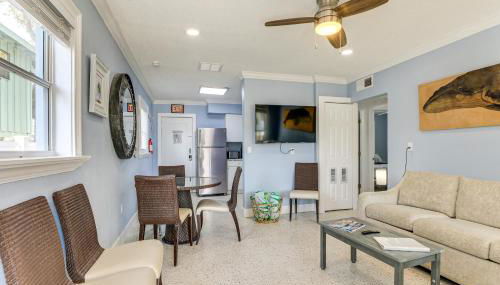 Walk to Beaches and Gulf Indian Rocks Beach Duplex! - Foto 5