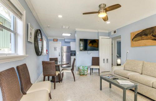 Walk to Beaches and Gulf Indian Rocks Beach Duplex! - Foto 5