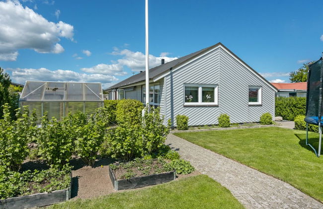 "Asfrith" - 400m from the sea - Foto 1