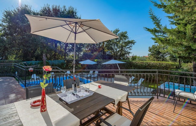 Scenic Villa With Private Garden - Foto 21