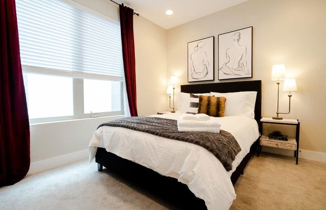 Mid Mod Manor A Sophisticated Townhouse Golden Triangle - Foto 6