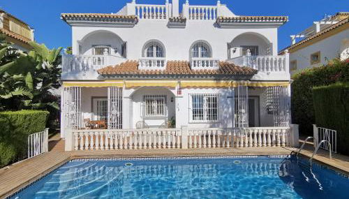 Town-House-Style Villa - on the Golden Mile - Foto 1