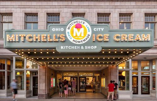 RocknRoll Crib 8 Min Cle Clinic Near Downtown - Foto 21