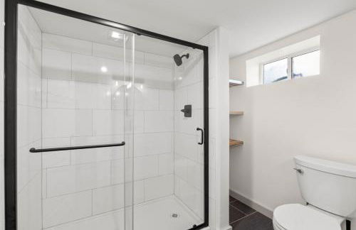 Timeless Historic Home near Downtown with HOT TUB - Foto 35