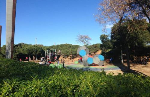 Barcelona Family Beach - Photo 19