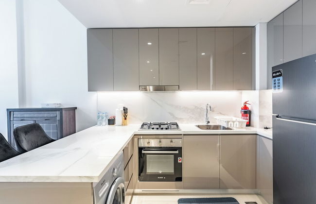 Luxury Meydan Escape Condo with City View - Foto 16