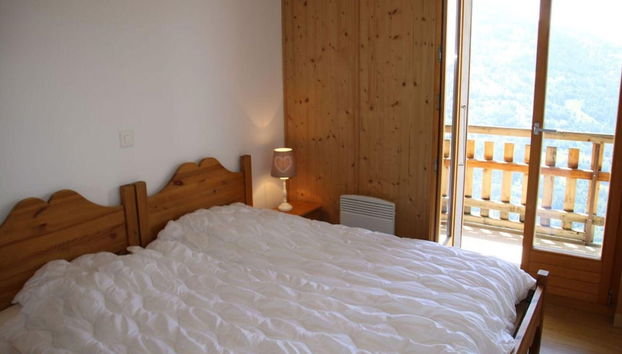 Chalet Nestled in Mountains and Garden - Foto 3, Habitación