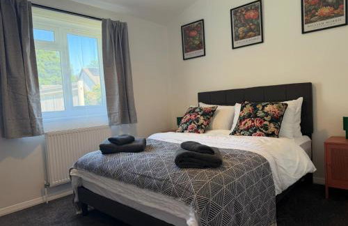 Gatwick 2 Bed Apartments Free Parking - Foto 51
