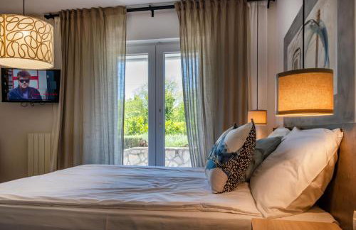 Villa Kalac, a charming holiday pool oasis near the sea - Foto 10