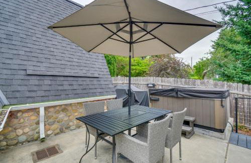 Puget Sound Cabin with Hot Tub and Water Views! - Foto 20