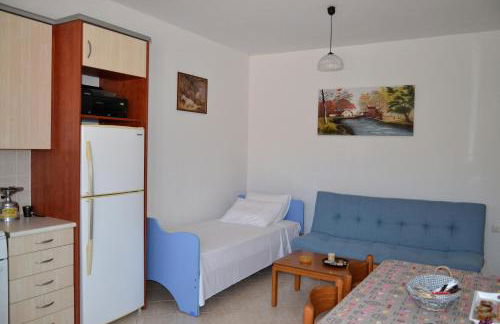 Spacious 1 bedroom apartment 2 km to Pessada beach - Photo 8