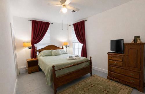 "Madison Manor I" by the River, Hot Tub, Downtown - Foto 15