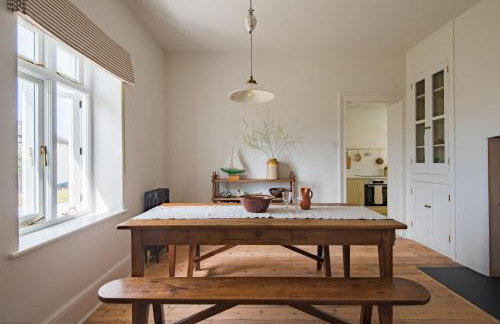 East Cottage by Bloom Stays - Photo 23