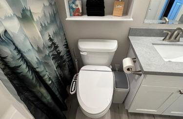 Water & Mountain Views - Family & Pet Friendly - Foto 12