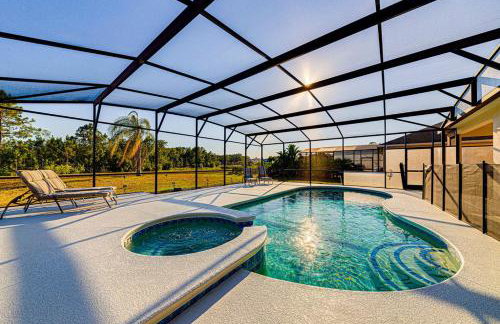 634 - Sunset Palm Villa, Extended Deck, Pool, Spa, Spacious, Private, Water and Conservation View - Foto 1