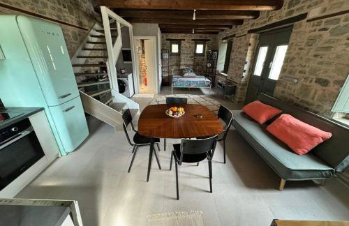 Χελιδόνα - Helidona - Foto 3