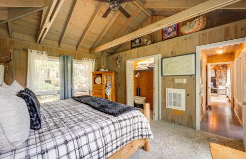 Close to Trails! Seven Devils Retreat with Hot Tub - Foto 11