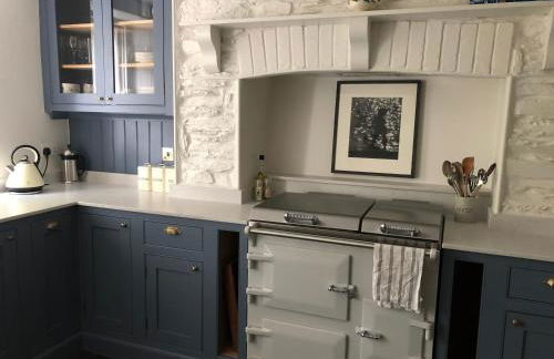 Castle Rock Llangrannog - Photo 3